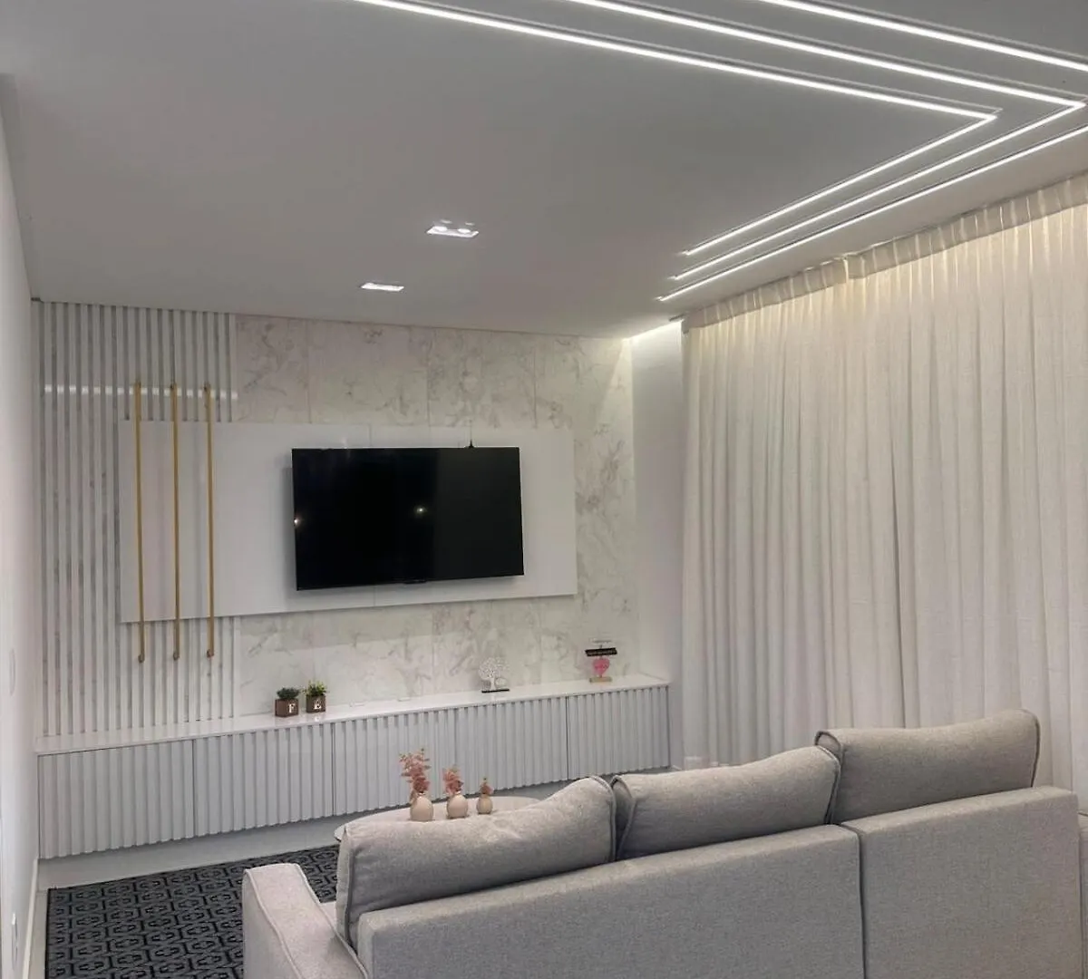 Apartamento Alto Padrao, Novo, Quadra Mar Em Balneario Pereque, Porto Belo - Sc