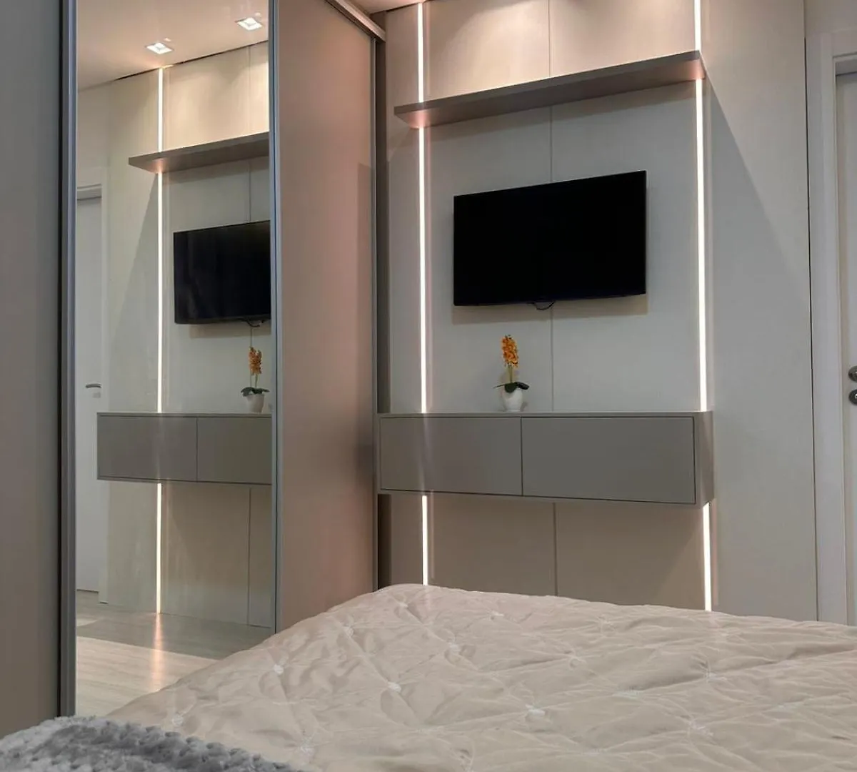 Apartament Apartamento Alto Padrao, Novo, Quadra Mar Em Balneario Pereque, Porto Belo - Sc