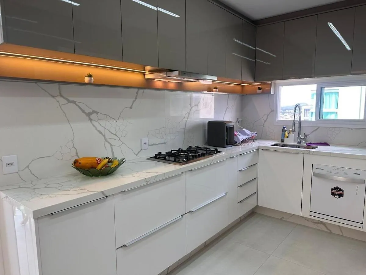 Apartamento Alto Padrao, Novo, Quadra Mar Em Balneario Pereque, Porto Belo - Sc